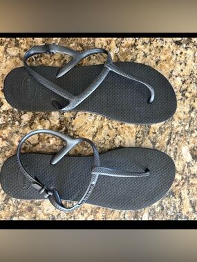 Havaianas Slim Strap Flip Flops in Black